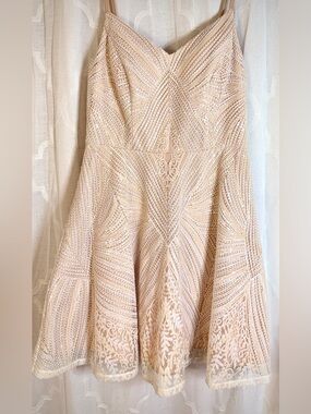 City Studio Sequin Fit & Flare Dress Women’s Small/Size 7 Champagne Nude Prom